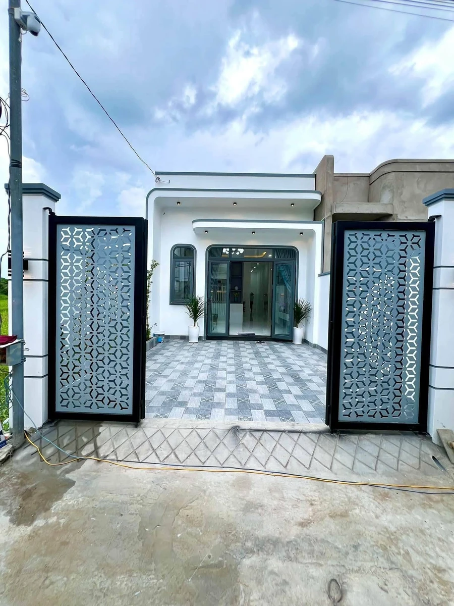 Bán nhà mới 2 PN 105m2 Phường Phú Tân 1 tỷ 650 triệu - Ảnh thu nhỏ 2