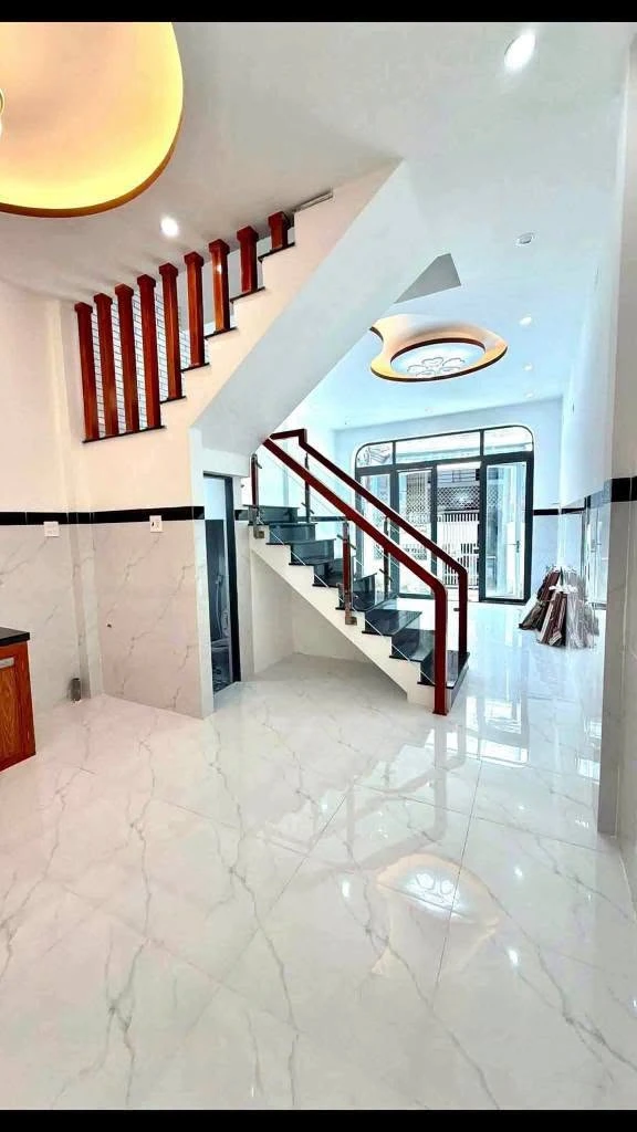 Bán nhà 2 tầng 41m2, 2 PN đường Xuân Diệu Khánh Hòa - Ảnh 1