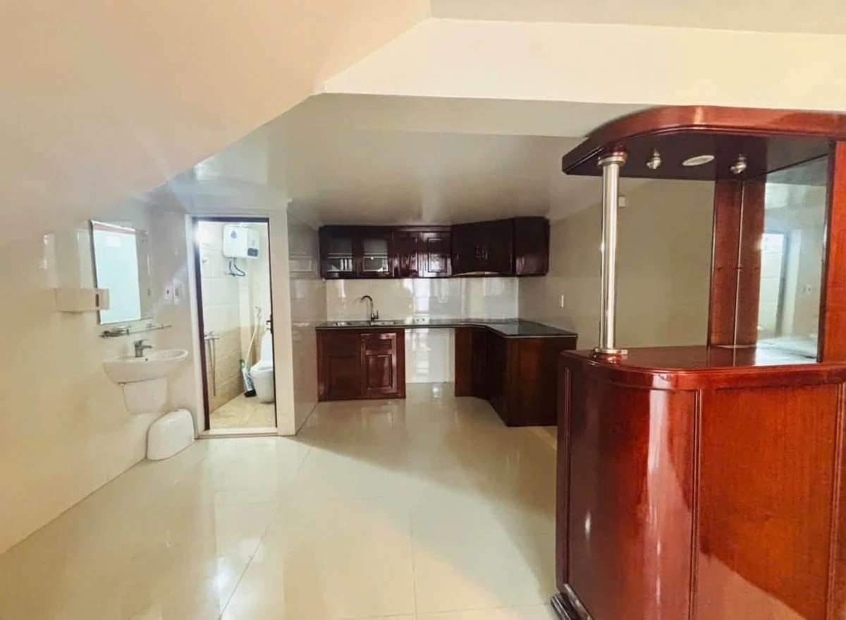 Bán nhà 4 tầng 70m2 Thiên Lôi gần Cầu Rào 1 hơn 4 tỷ - Ảnh thu nhỏ 2