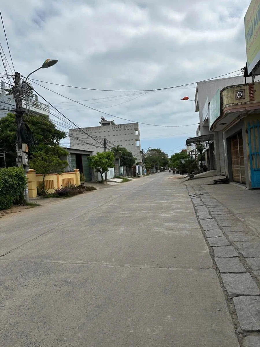 Bán nhà 2 tầng 6,25m² full thổ cư ở Tuy Hoà, giá 4,2 tỷ - Ảnh thu nhỏ 3