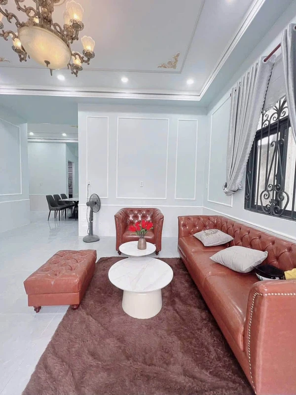 Bán nhà Tân Cổ điển 196m² Điện Biên Phủ, Tây Ninh