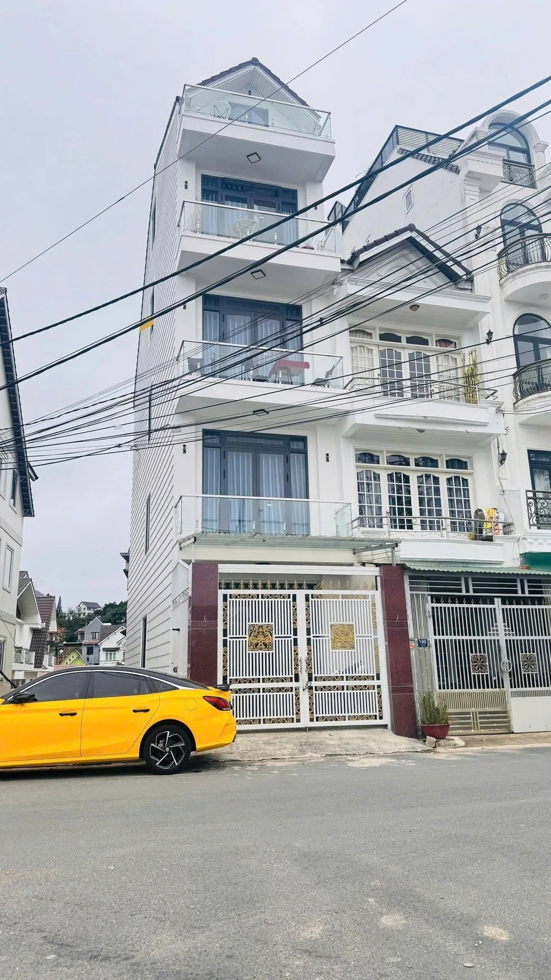 Bán khách sạn 2 mặt tiền Đà Lạt 64m² 9 phòng - Ảnh 1