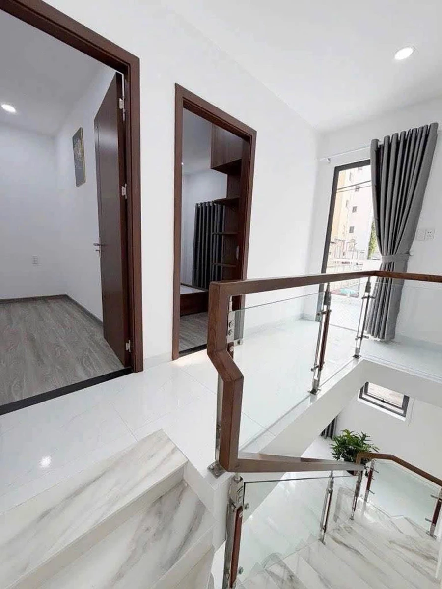 Bán nhà Tây Thạnh 42m² 2PN gần sân bay, 5 tỷ - Ảnh thu nhỏ 3