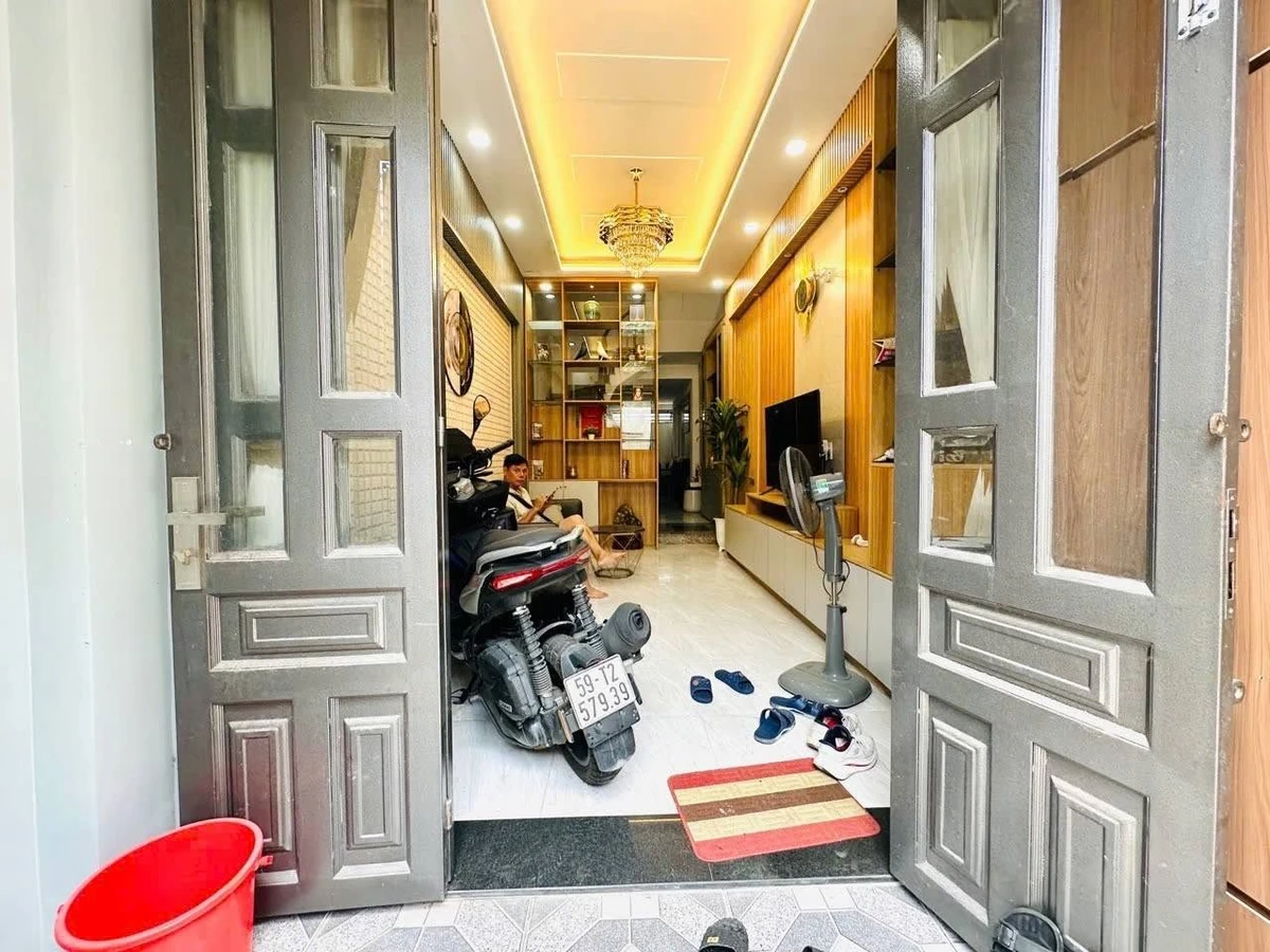Bán nhà phố 4 tầng 43m² 4PN Tân Bình 5.8 tỷ - Ảnh thu nhỏ 3