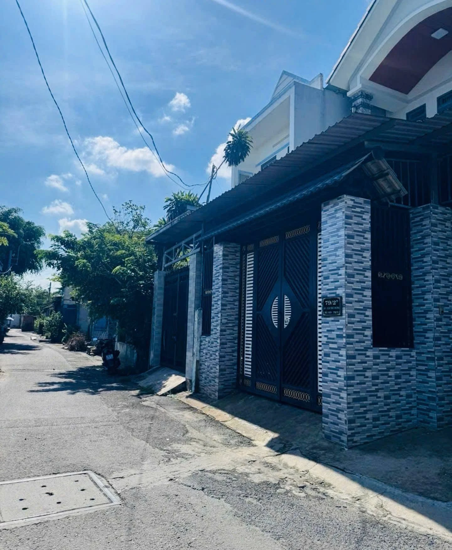 Bán nhà 97m² 4PN mặt tiền Phan Văn Hớn Quận 12 - Ảnh 1