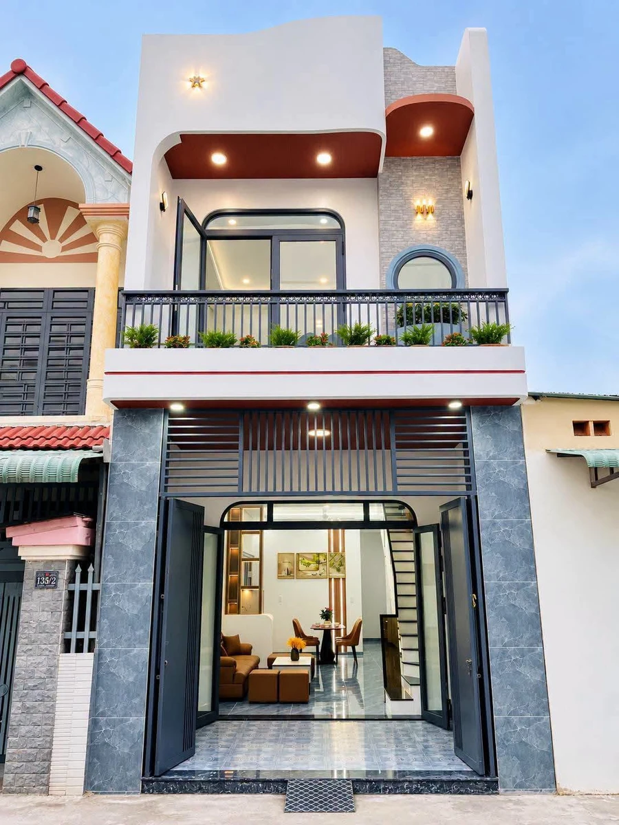 Bán nhà 1 lầu 1 trệt 3 phòng 65m² Thuận An 3 tỷ 590 triệu - Ảnh 1