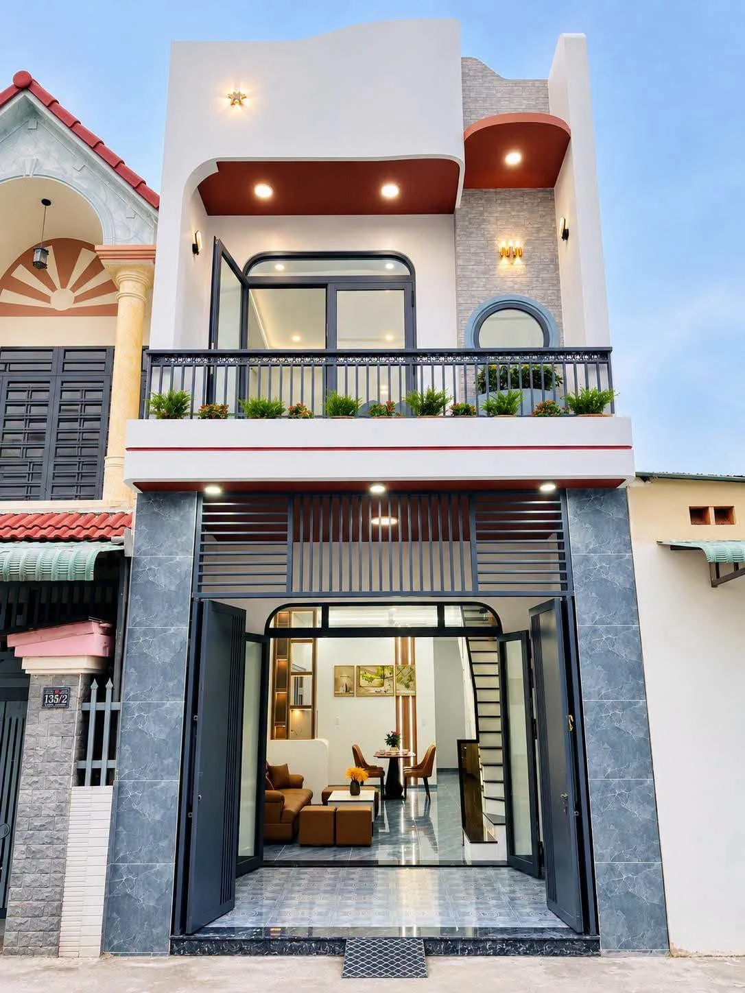Bán nhà 1 lầu 1 trệt 3 phòng 65m² Thuận An 3 tỷ 590 triệu - Ảnh 1