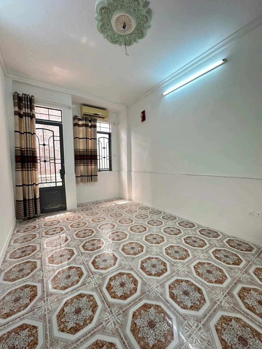 Bán nhà 4 phòng ngủ 45m² Bình Thạnh hơn 6 tỷ - Ảnh thu nhỏ 3