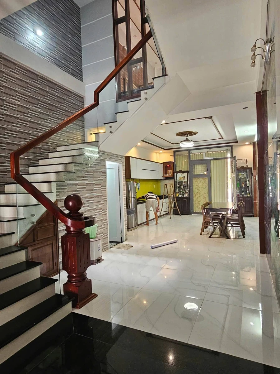 Bán nhà mặt tiền 4 tầng 65,7m2 Quy Nhơn, 8 tỷ - Ảnh thu nhỏ 5