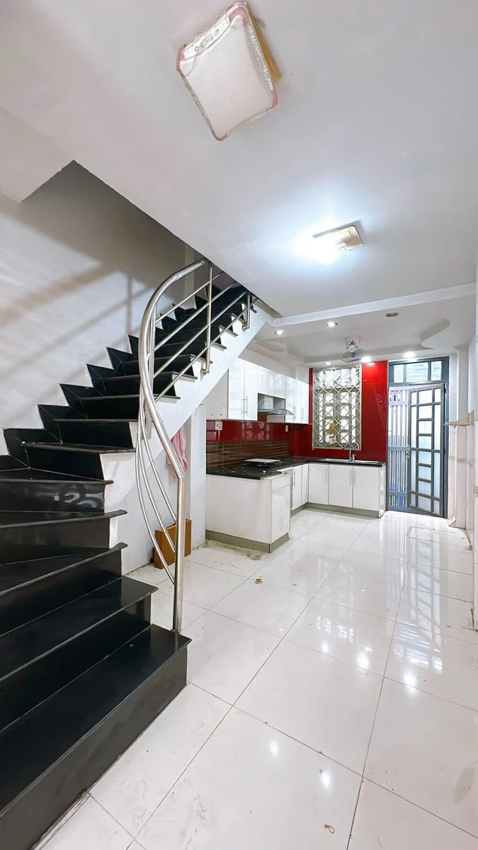 Bán nhà Quận 4, 122.5m², 3PN 4WC, 7.399 tỷ - Ảnh thu nhỏ 3