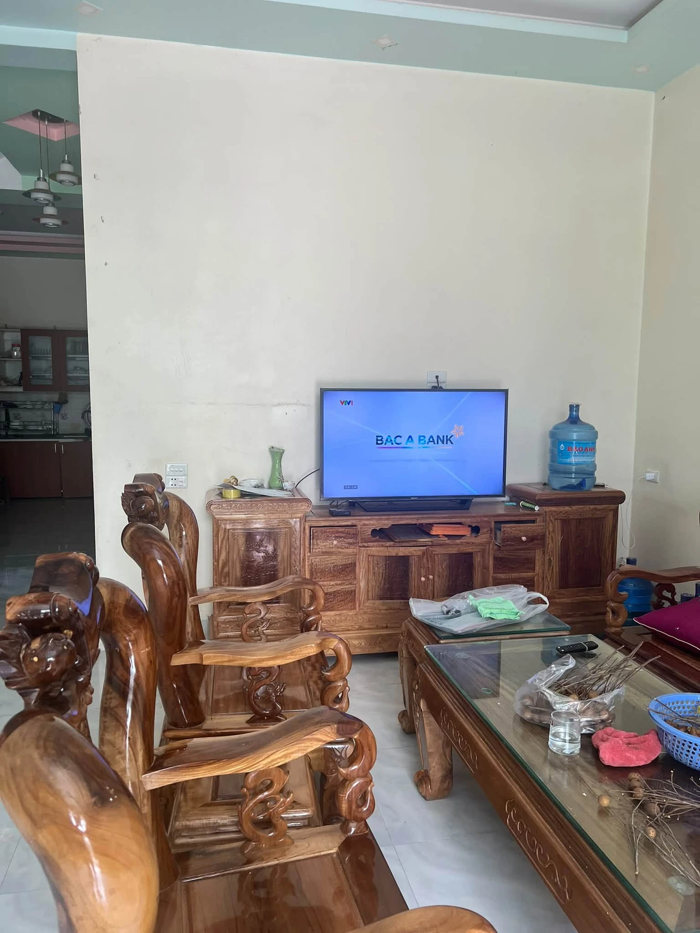 Bán nhà 4 tầng 9 phòng ngủ 105m² Bom La 3,4 tỷ - Ảnh 1