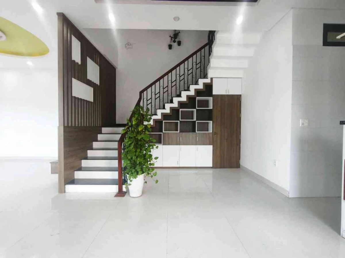 Nhà đẹp 3 tầng lô góc 2 mặt tiền 140m² Đà Nẵng - Ảnh 1
