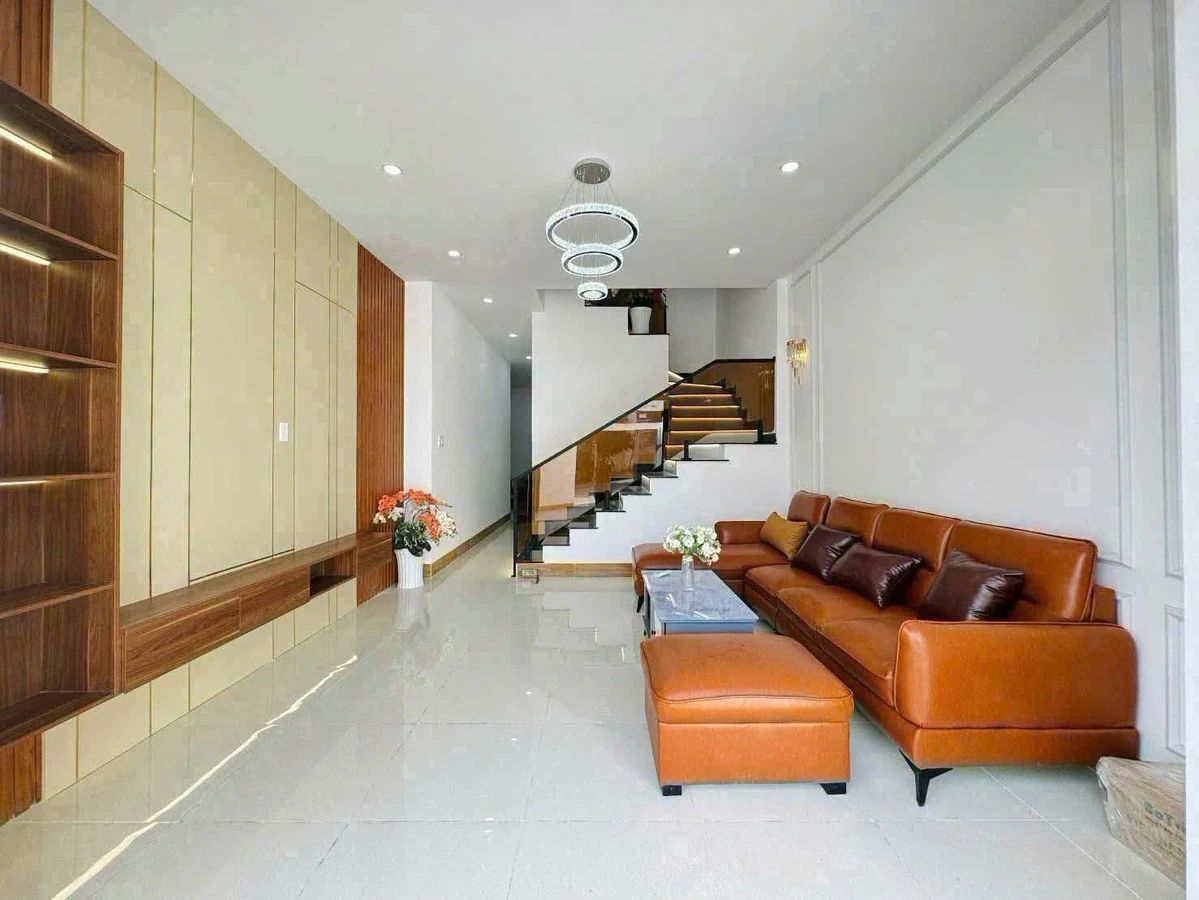 Bán nhà mặt tiền Sương Nguyệt Ánh, Rạch Giá, 104m², 3PN, 2.85 tỷ - Ảnh thu nhỏ 3