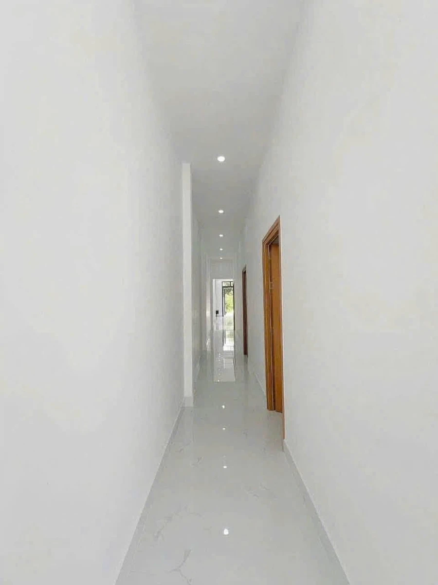 Bán nhà cấp 4 mái hộp 157m² Long An 1 tỷ 950 triệu - Ảnh thu nhỏ 3