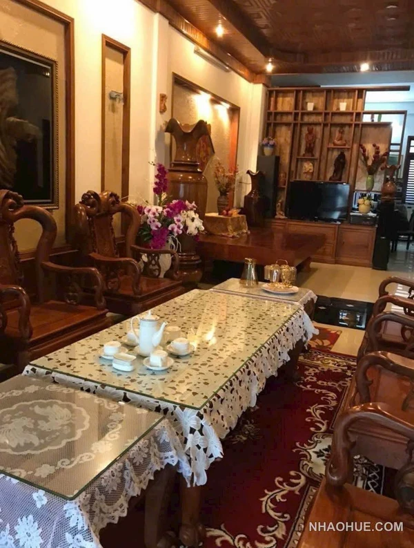 Biệt thự 3 tầng full nội thất gỗ 165m² Huế 12 tỷ