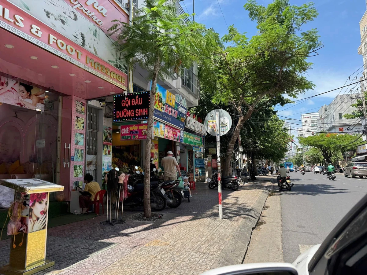 Bán nhà 3 tầng mặt tiền Hùng Vương Nha Trang 130m2 - Ảnh thu nhỏ 4