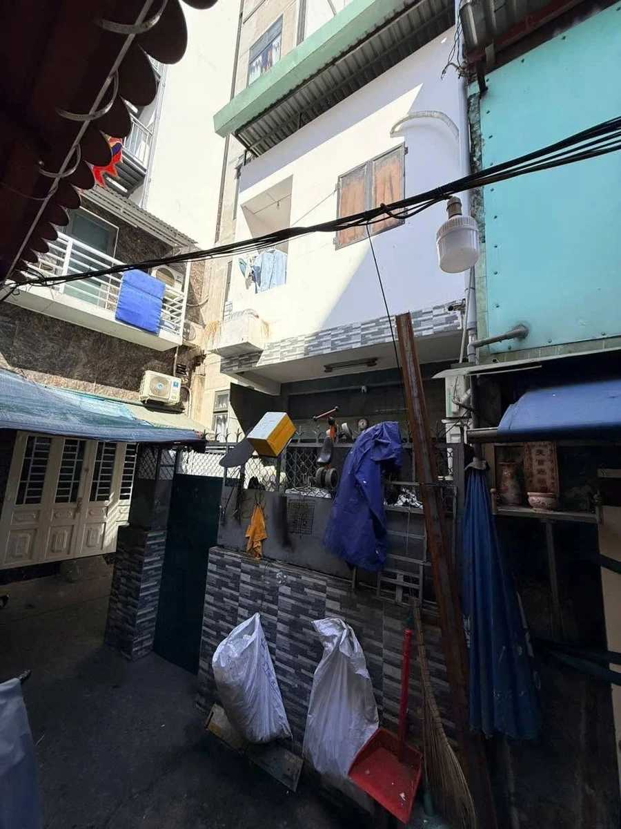 Bán nhà đường Cô Giang Quận 1, nở hậu 3,6–5,2 x 12m, giá 5,1 tỷ - Ảnh thu nhỏ 2