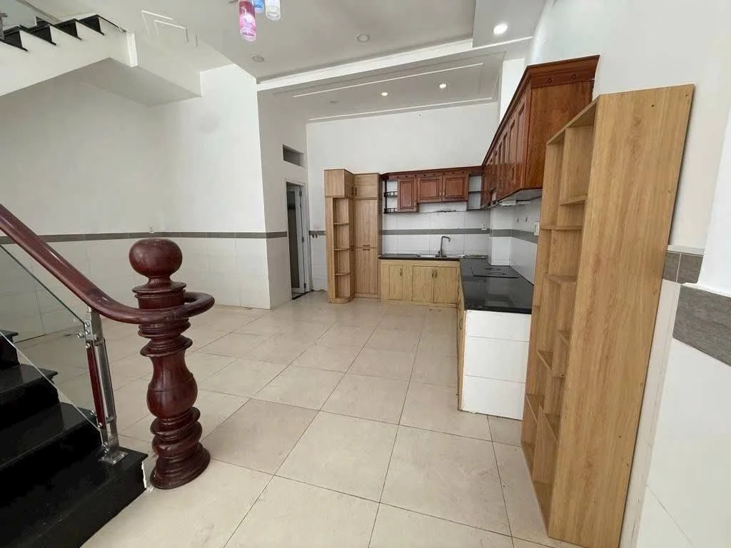 Bán nhà 66m², 3 tầng, 4 PN sát Hiệp Bình, Thủ Đức, 8,5 tỷ - Ảnh thu nhỏ 3