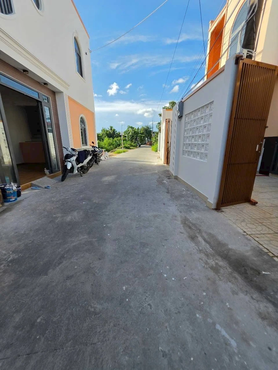 Nhà trệt lầu 3PN, 62m² Cái Răng, giá 1 tỷ 690 triệu - Ảnh 1