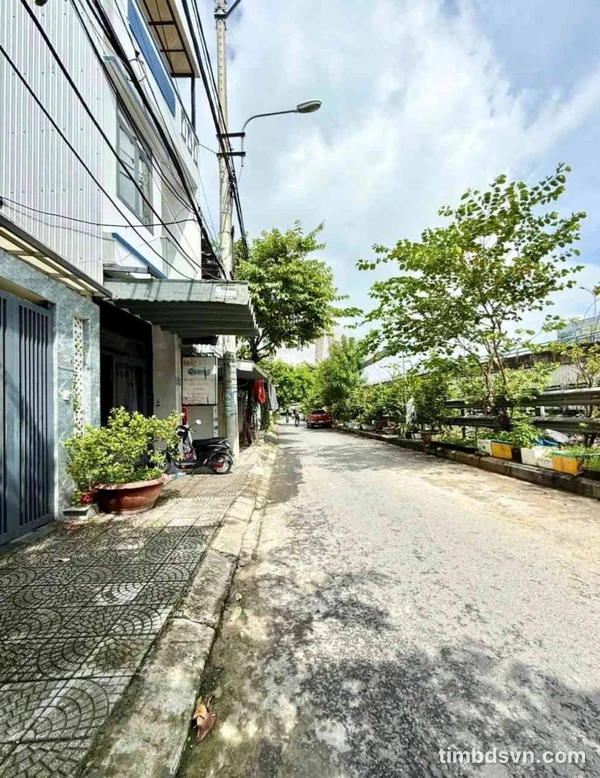 Bán nhà 2 tầng lửng 77m² gần Bến xe Trung tâm Đà Nẵng, 3 tỷ