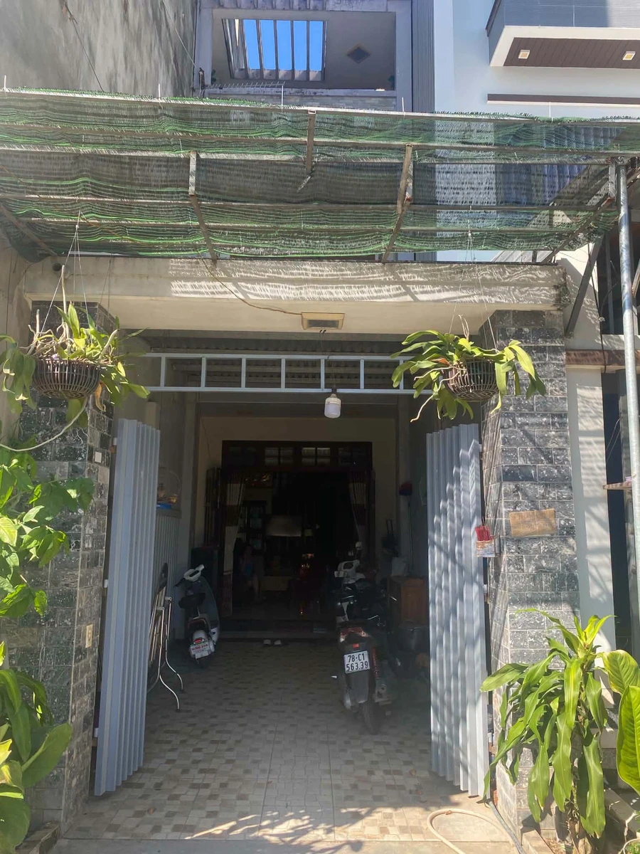 Bán nhà hẻm 101m² hướng Nam, Quảng Ngãi - Ảnh 1