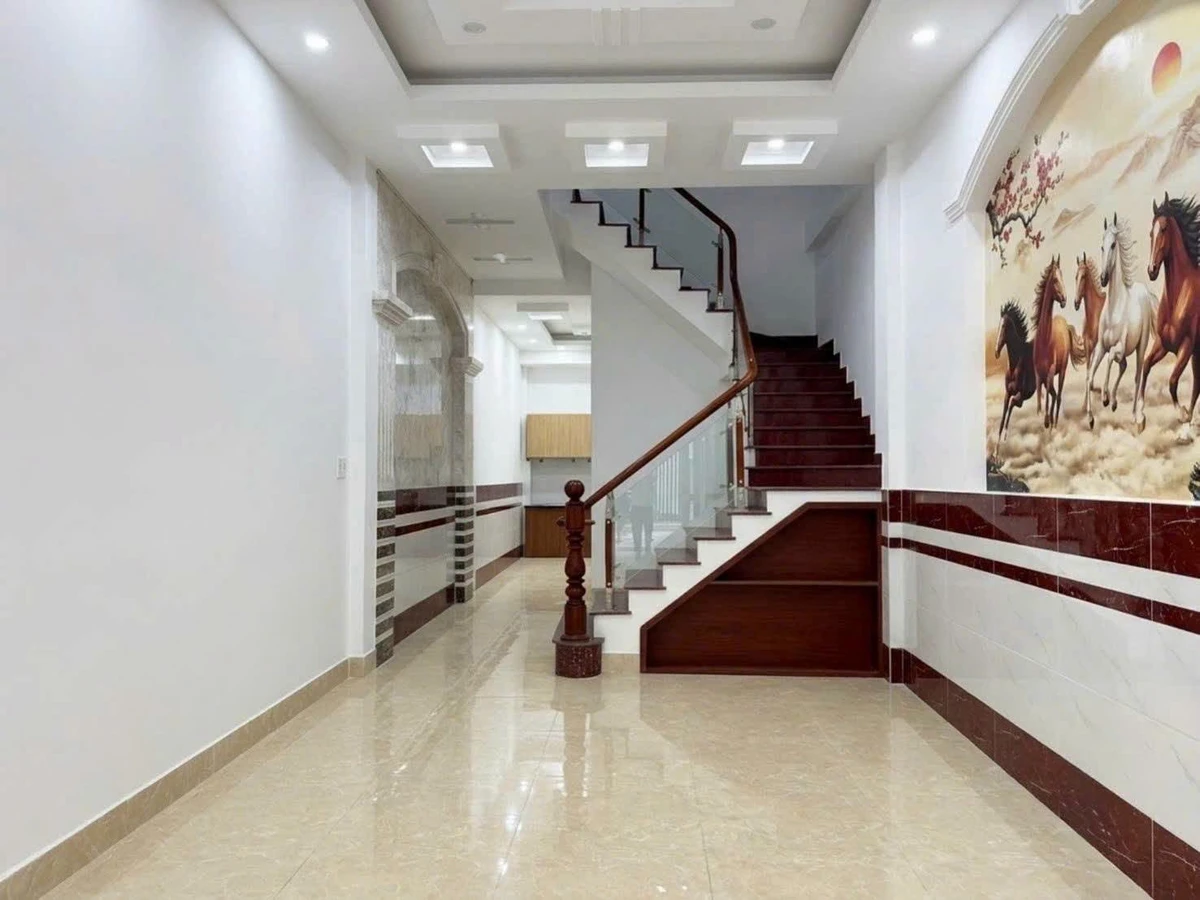 Bán nhà 4 tầng 60m2 hẻm nhựa Tân Chánh Hiệp 03, Quận 12, giá 5,19 tỷ - Ảnh thu nhỏ 2