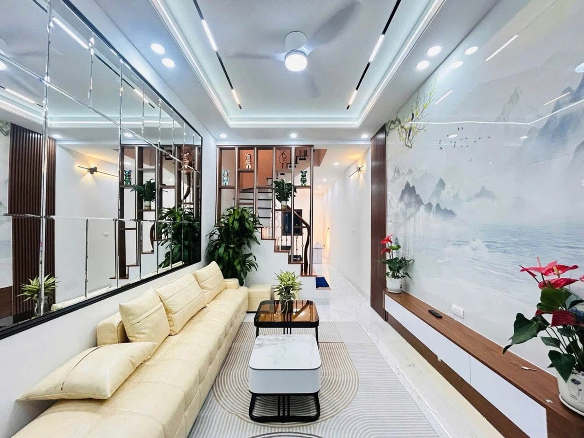 Cho thuê nhà nguyên căn 38m2, 4 phòng ngủ, 4 tầng 13tr/tháng - Ảnh 1