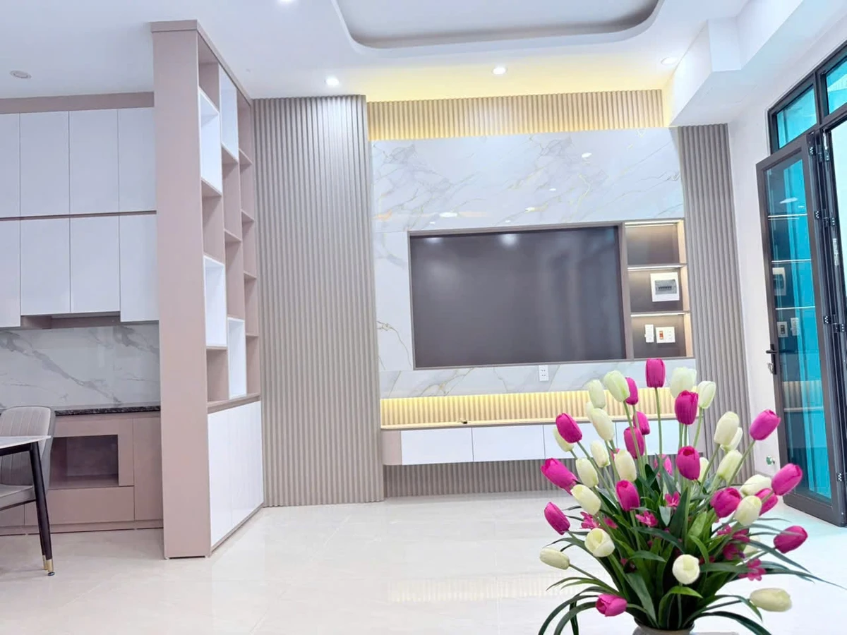 Bán nhà 3 tầng 41.8m² Bình Hàn Hải Dương 2.35 tỷ - Ảnh thu nhỏ 2