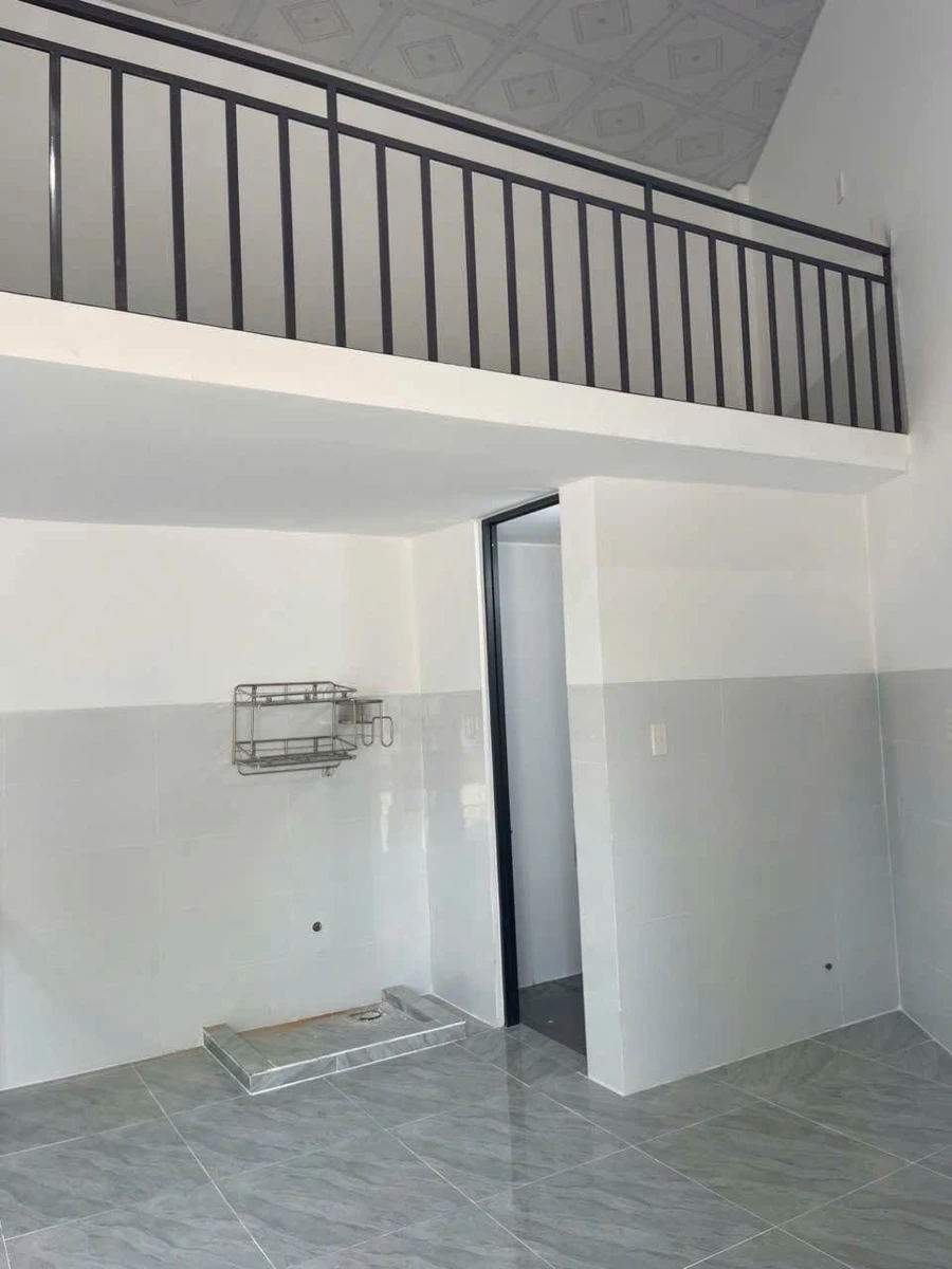 Bán dãy phòng trọ 100m² với kiôt gần KCN Bắc Đông Phú, Bình Tân - Ảnh thu nhỏ 4