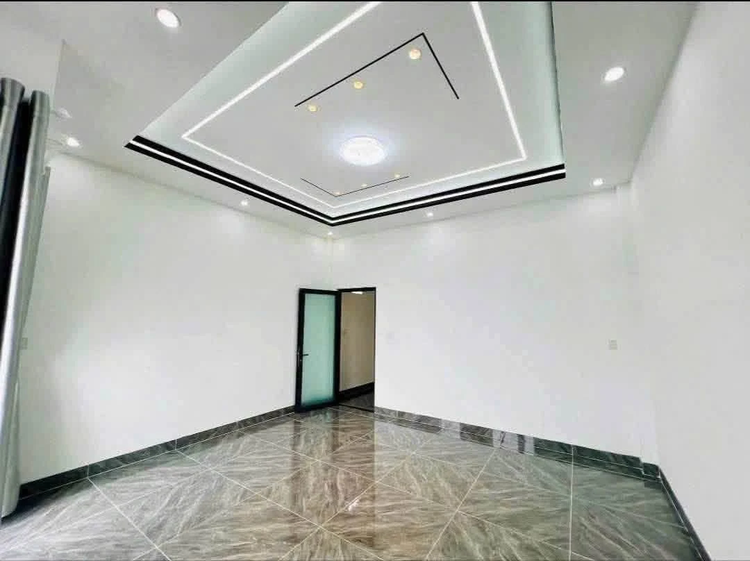 Bán nhà 200m2 đường Lê Thị Hòa Củ Chi 4.5 tỷ - Ảnh thu nhỏ 3