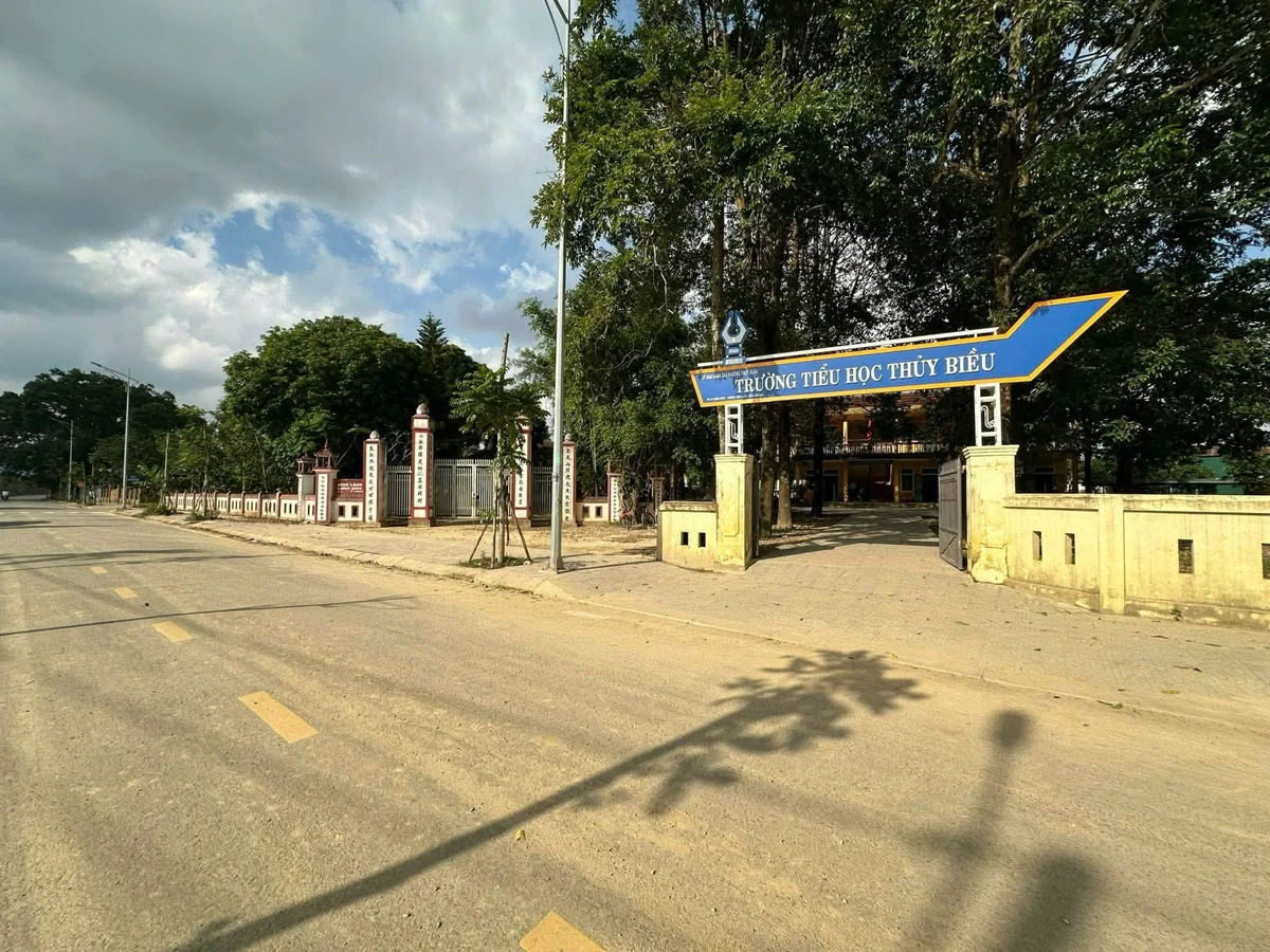Bán lô đất 2 mặt tiền 100.2m2 Thân Văn Nhiếp, Thuỷ Biều, Huế - Ảnh thu nhỏ 2