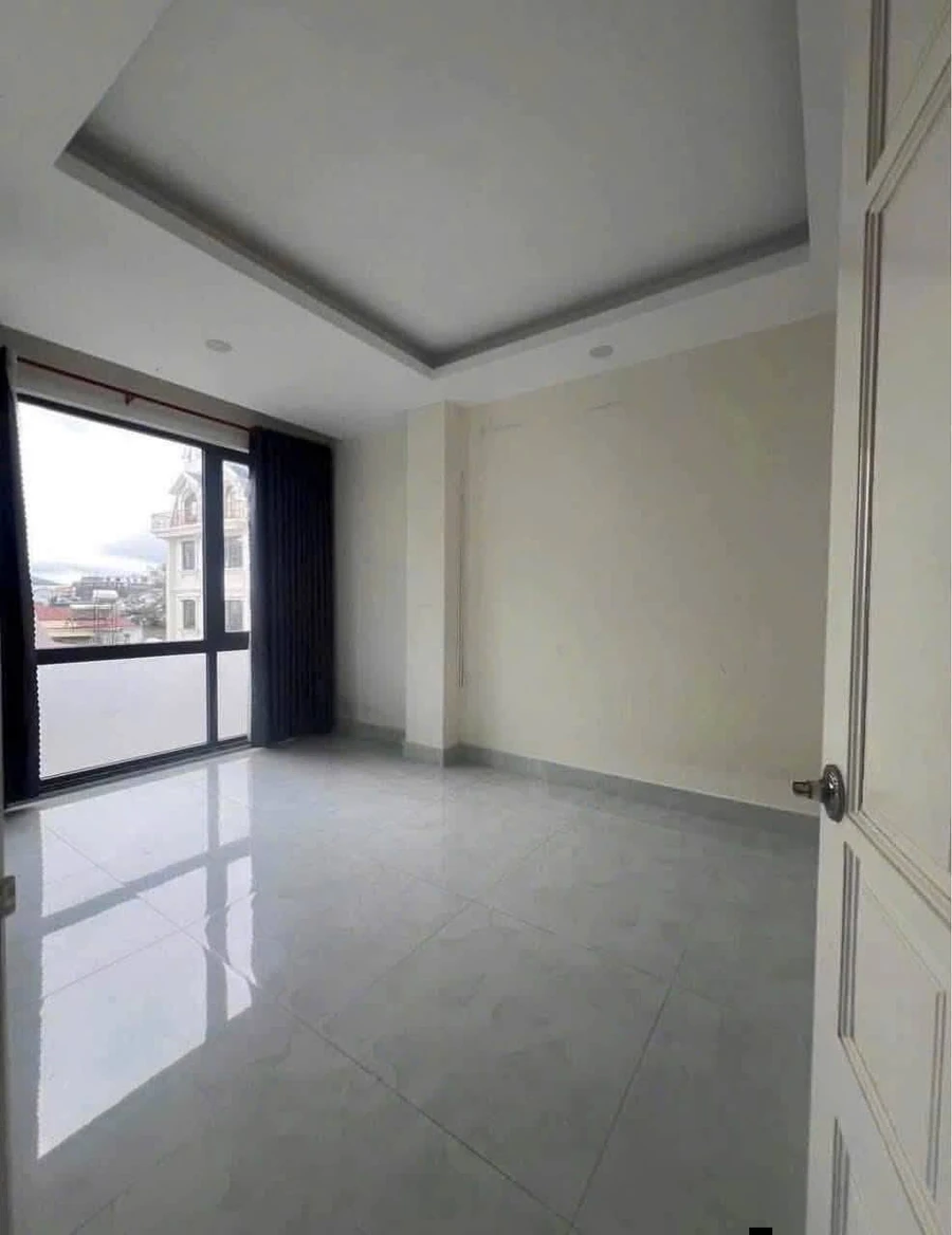 Cho thuê biệt thự mặt tiền Phường 7, 450m², 4PN, 9 triệu/tháng - Ảnh thu nhỏ 4