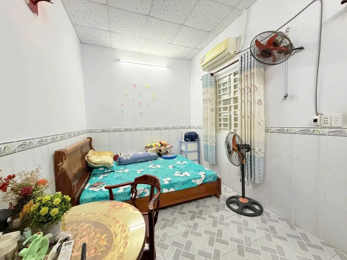 Bán nhà phố 4 PN, 180m² sàn tại Tân Phú, 4.1 tỷ - Ảnh thu nhỏ 4