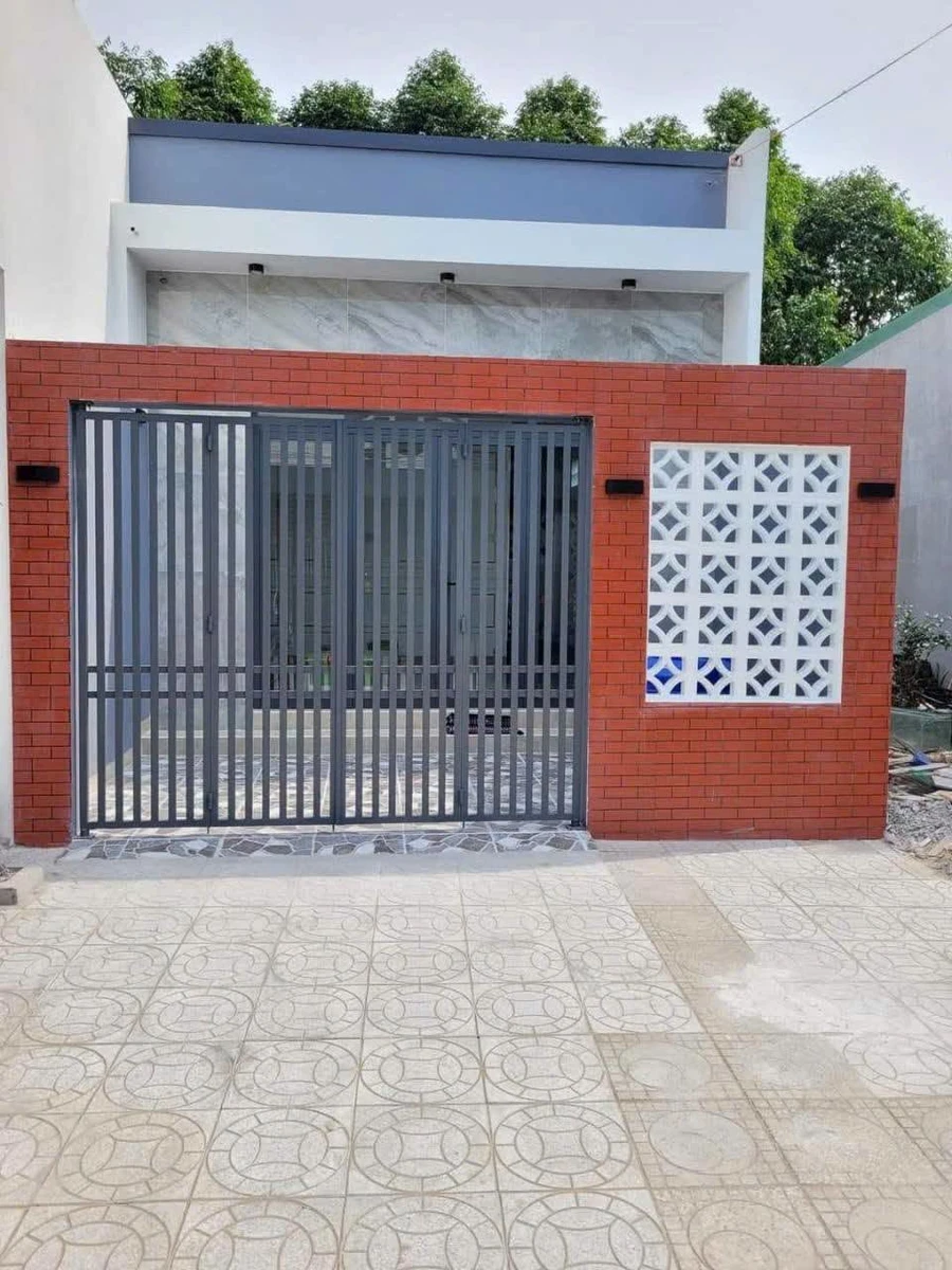 Bán nhà đẹp 5x18 (90m²) mặt hẻm, 2 PN, Rạch Giá - Ảnh 1