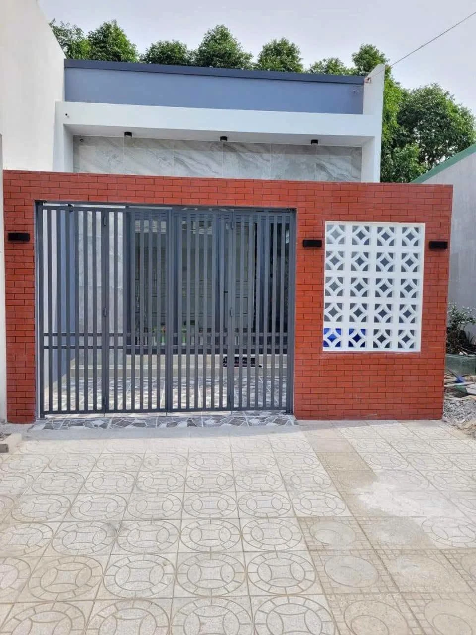 Bán nhà đẹp 5x18 (90m²) mặt hẻm, 2 PN, Rạch Giá - Ảnh 1