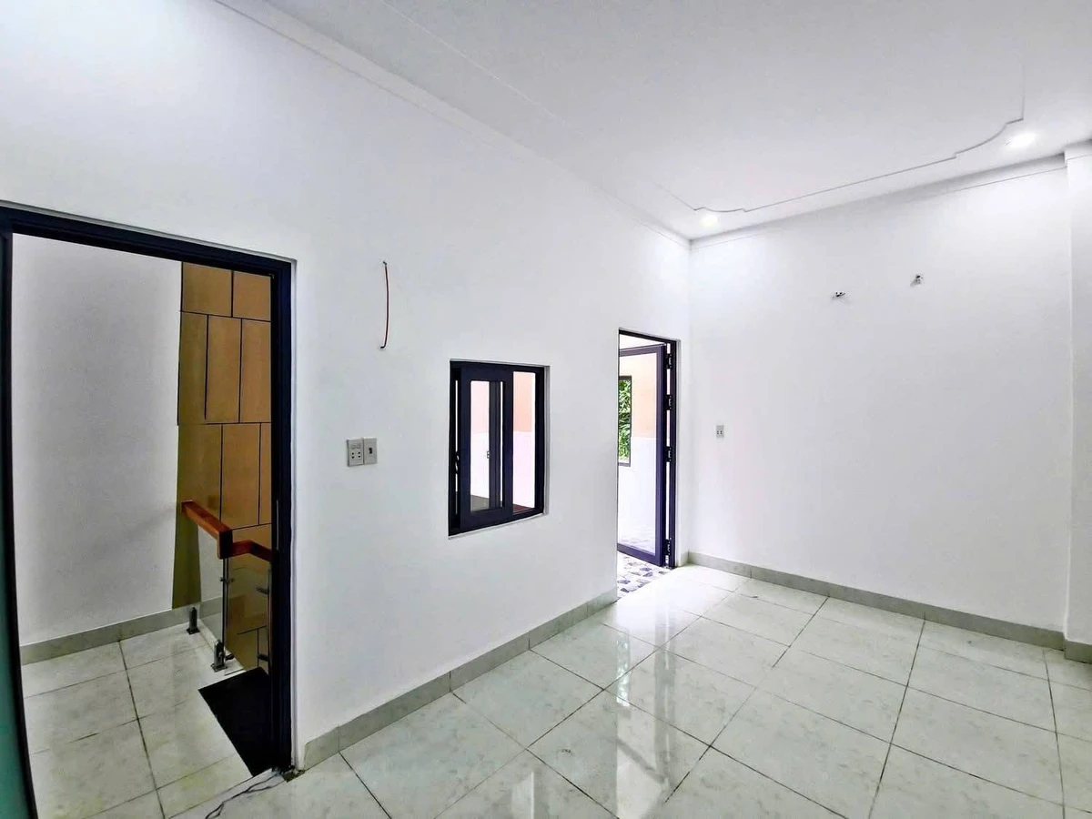 Bán nhà phố 3 phòng ngủ 60.5m² Nguyễn Ái Quốc - Ảnh thu nhỏ 3