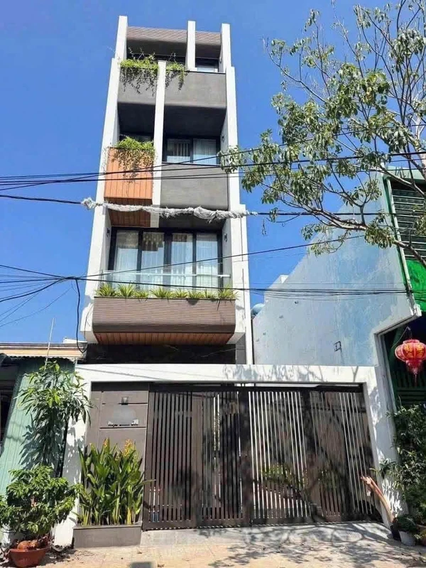 Bán nhà 4 phòng ngủ mặt tiền Mạc Đỉnh Chi Vũng Tàu 13.5 tỷ