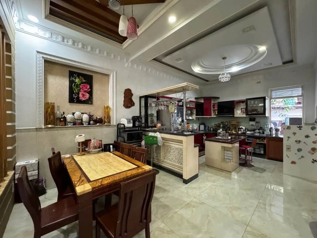 Villa 3 tầng 310m2 tại Nguyễn Duy Trinh, Quận 2 - 24,8 tỷ - Ảnh thu nhỏ 5