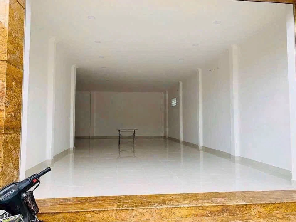 Cho thuê mặt tiền đại lộ Đồng Khởi 130m2, 17tr/tháng - Ảnh thu nhỏ 3