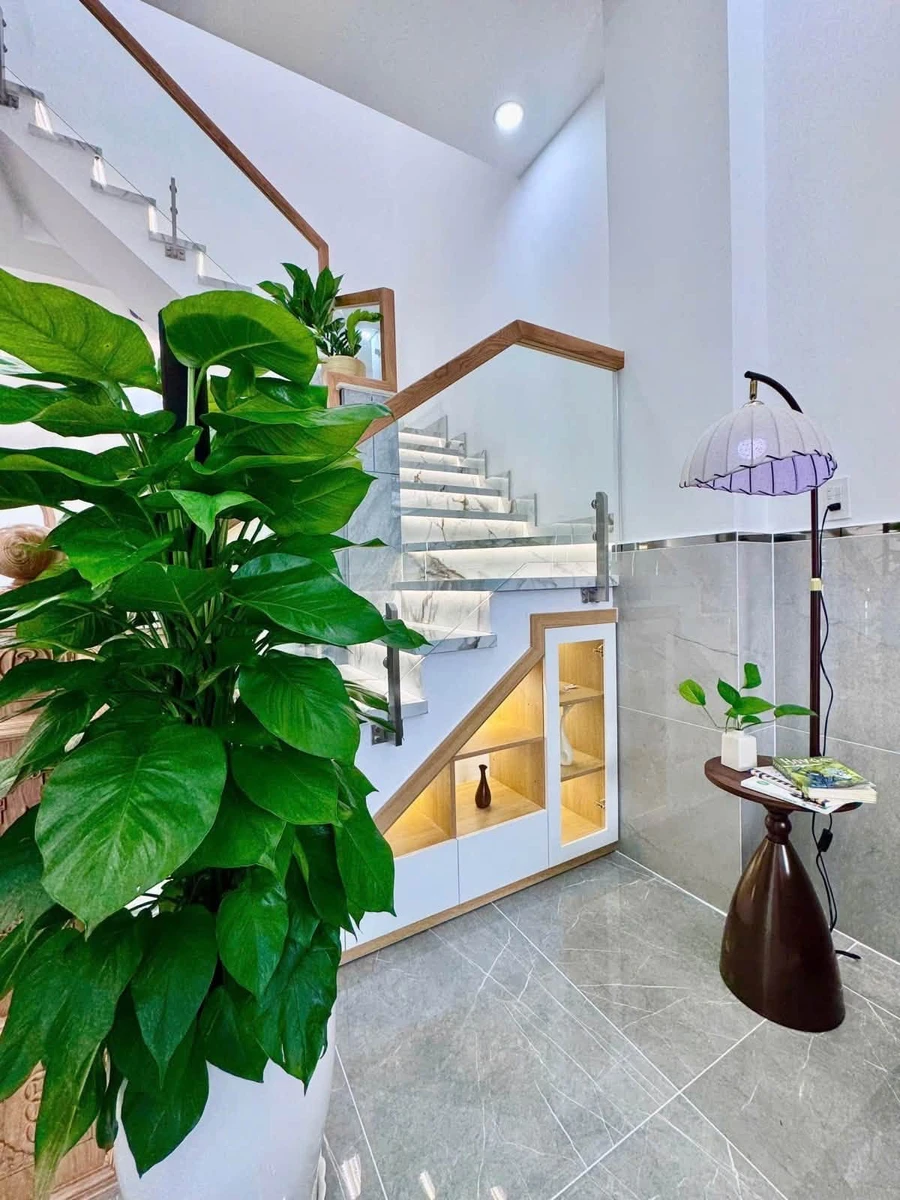 Bán nhà hẻm xe hơi 2 tầng 43m2 3PN Đường Số 8, Bình Hưng Hòa A, Bình Tân - 4,98 tỷ - Ảnh thu nhỏ 2