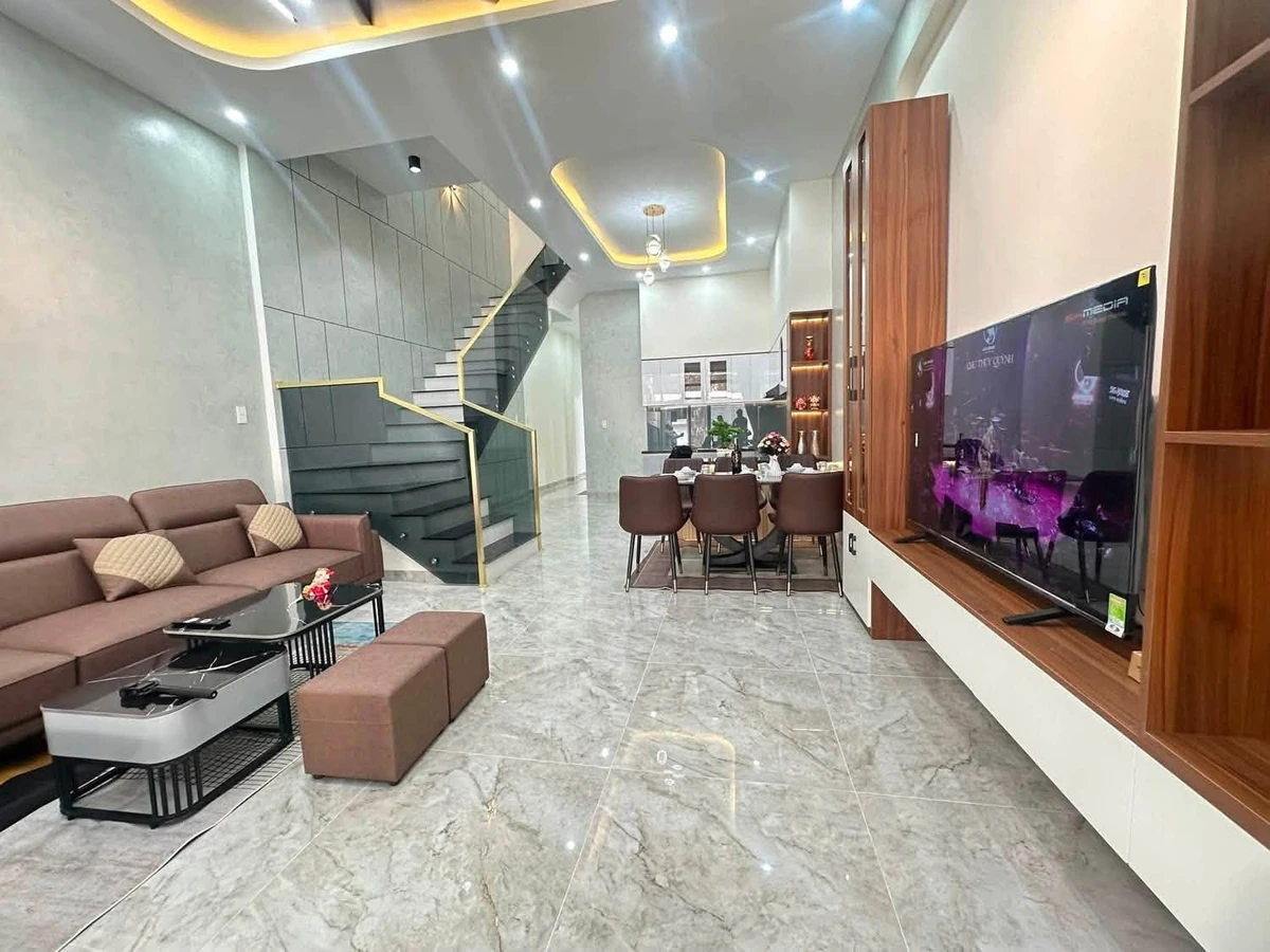 Bán nhà 2 tầng 120m² Quang Trung 2 tỷ 9 - Ảnh thu nhỏ 2