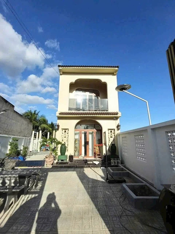 Bán nhà mặt tiền 382m² 4 phòng ngủ Phan Thiết