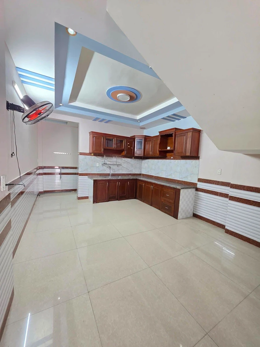 Bán nhà trệt lửng lầu 60m² gần Champaca Đông Hòa - Ảnh thu nhỏ 3