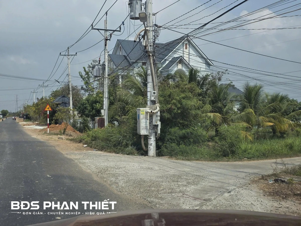 Bán đất mặt tiền 335 m² gần KCN Phan Thiết, Bình Thuận - Ảnh thu nhỏ 4