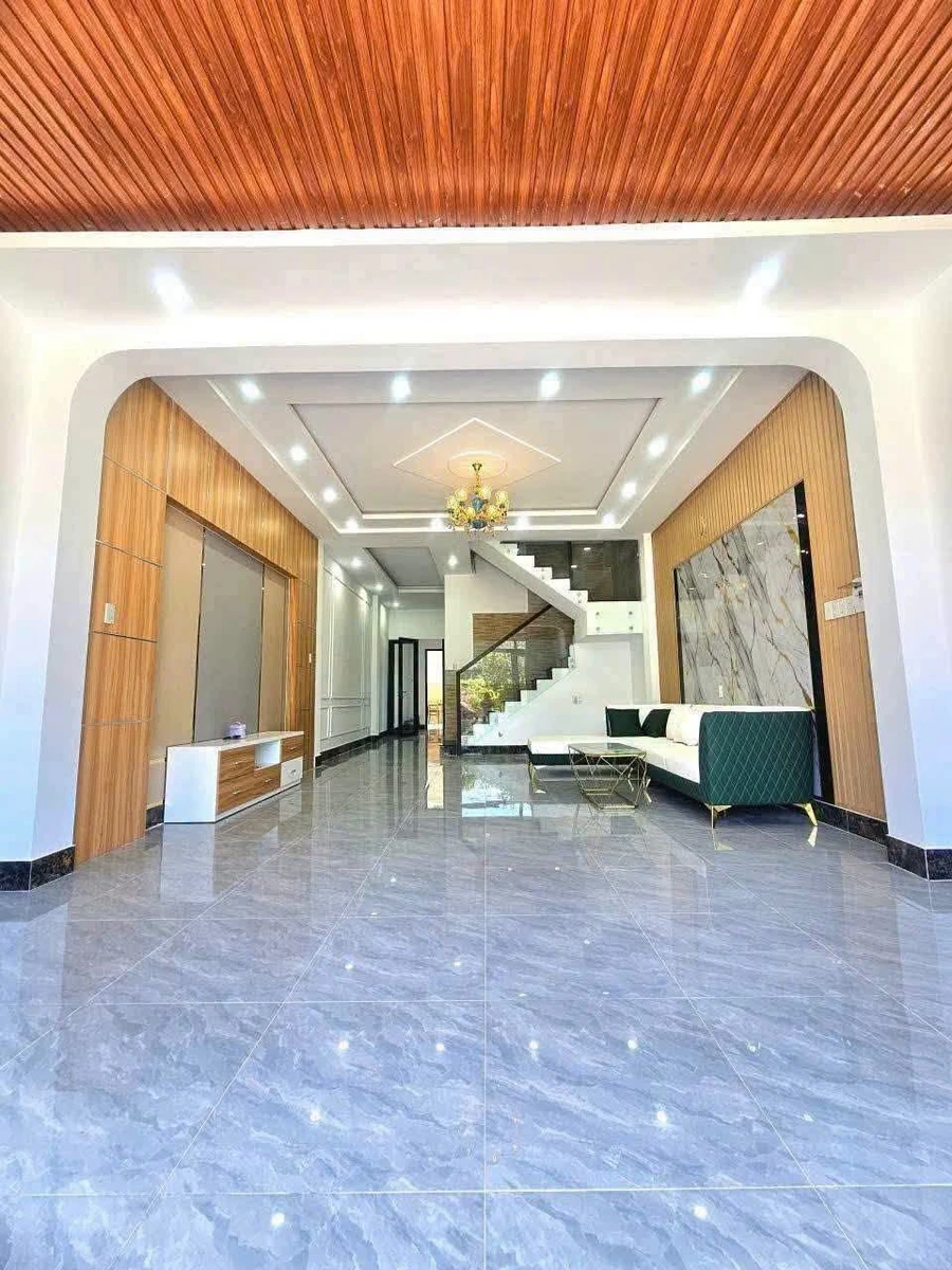 Bán nhà mặt tiền Nguyễn Huy Tưởng, 85m², Rạch Giá, 2.5 tỷ - Ảnh thu nhỏ 3