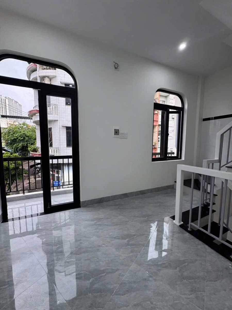 Bán nhà 3 tầng góc 2 mặt tiền Quy Nhơn 40m2 - 6,37 tỷ - Ảnh thu nhỏ 3