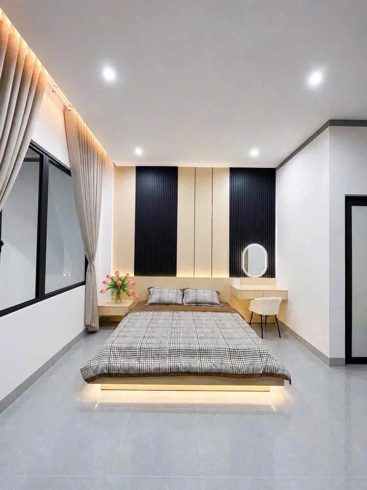Bán nhà hẻm 303 Y Wang, 210m², 3 PN, 3 WC, Quận 12 - Ảnh thu nhỏ 5