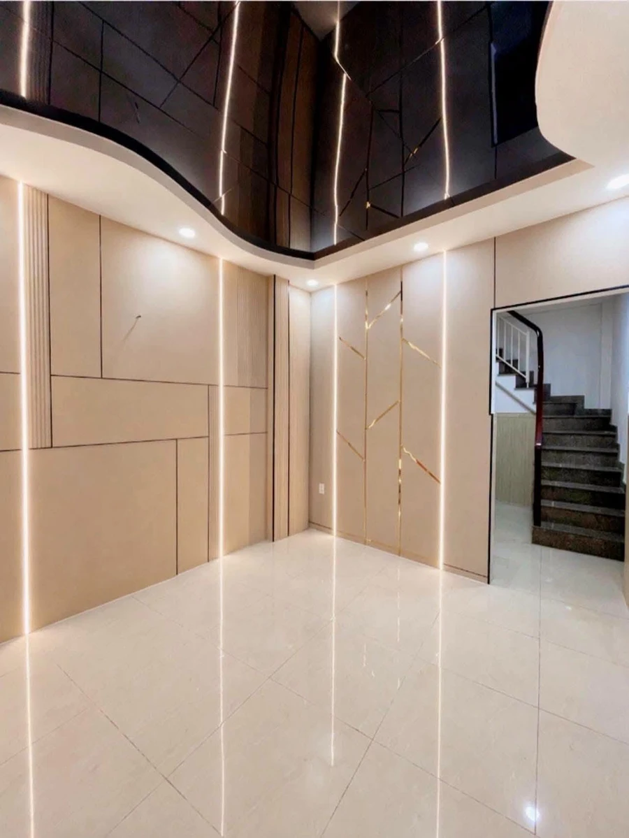 Bán nhà 4 tầng hẻm Tôn Đản, 22,6m², 3PN, giá 4,25 tỷ, Phường Xóm Chiếu, Quận 4 - Ảnh 1