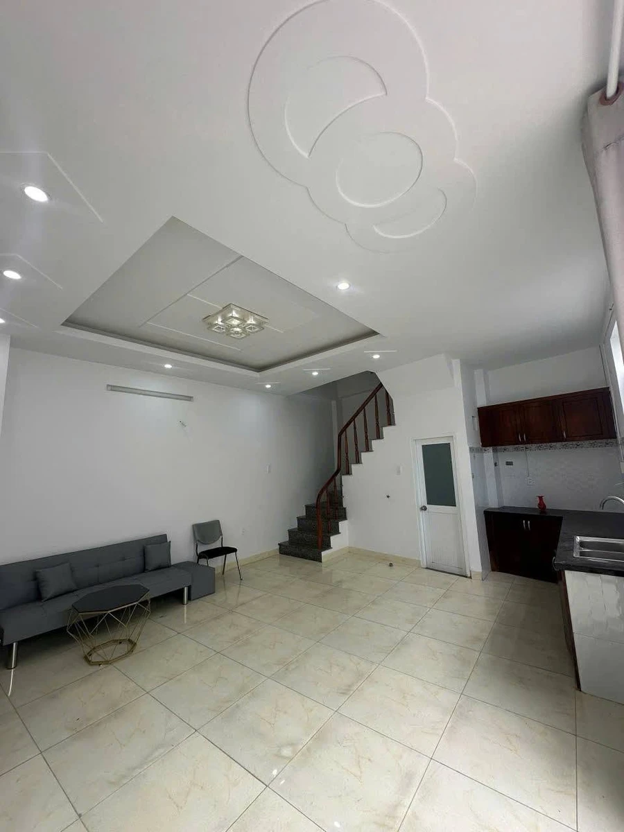 Bán nhà 2 phòng ngủ 47m² trung tâm Vũng Tàu gần biển - Ảnh thu nhỏ 2
