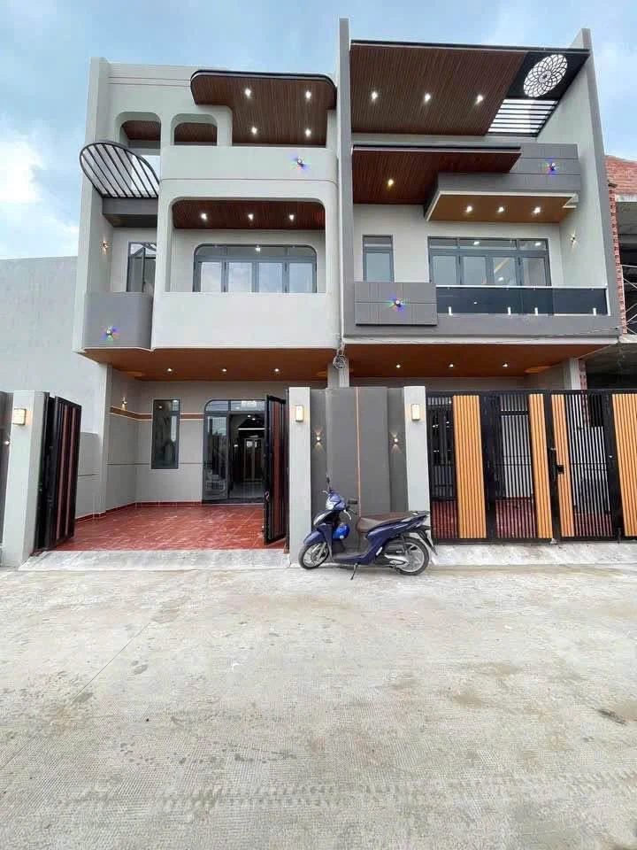 Bán nhà phố 120m², 3 phòng ngủ ở Tây Ninh giáp Bình Chánh - Ảnh thu nhỏ 2